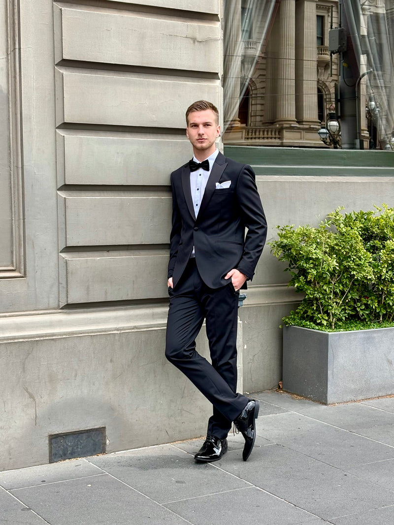 Shoes for a Special Occasion: Step Into Style with Ferracini